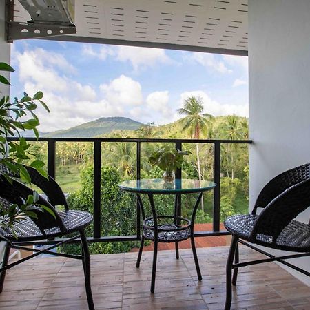 Laewan Guesthouse Baan Tai Exteriér fotografie