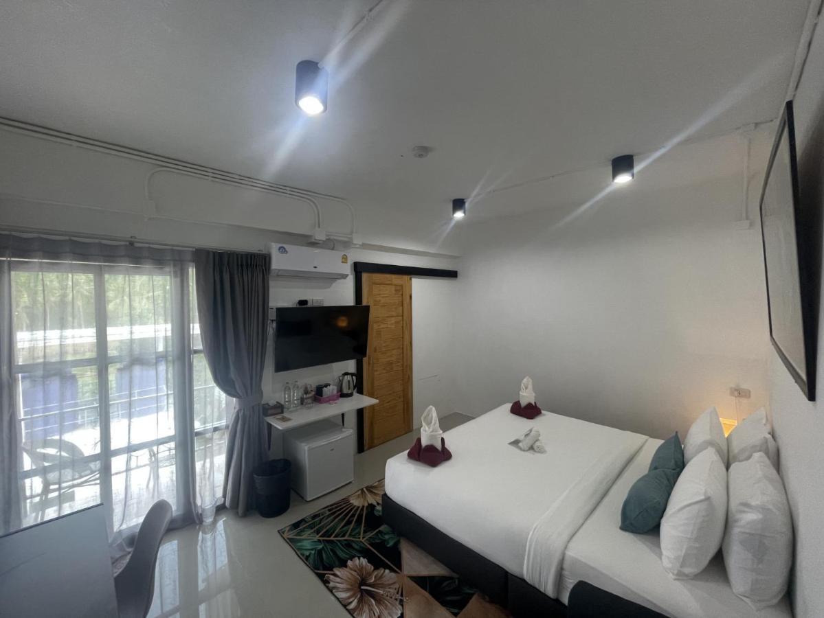 Laewan Guesthouse Baan Tai Exteriér fotografie