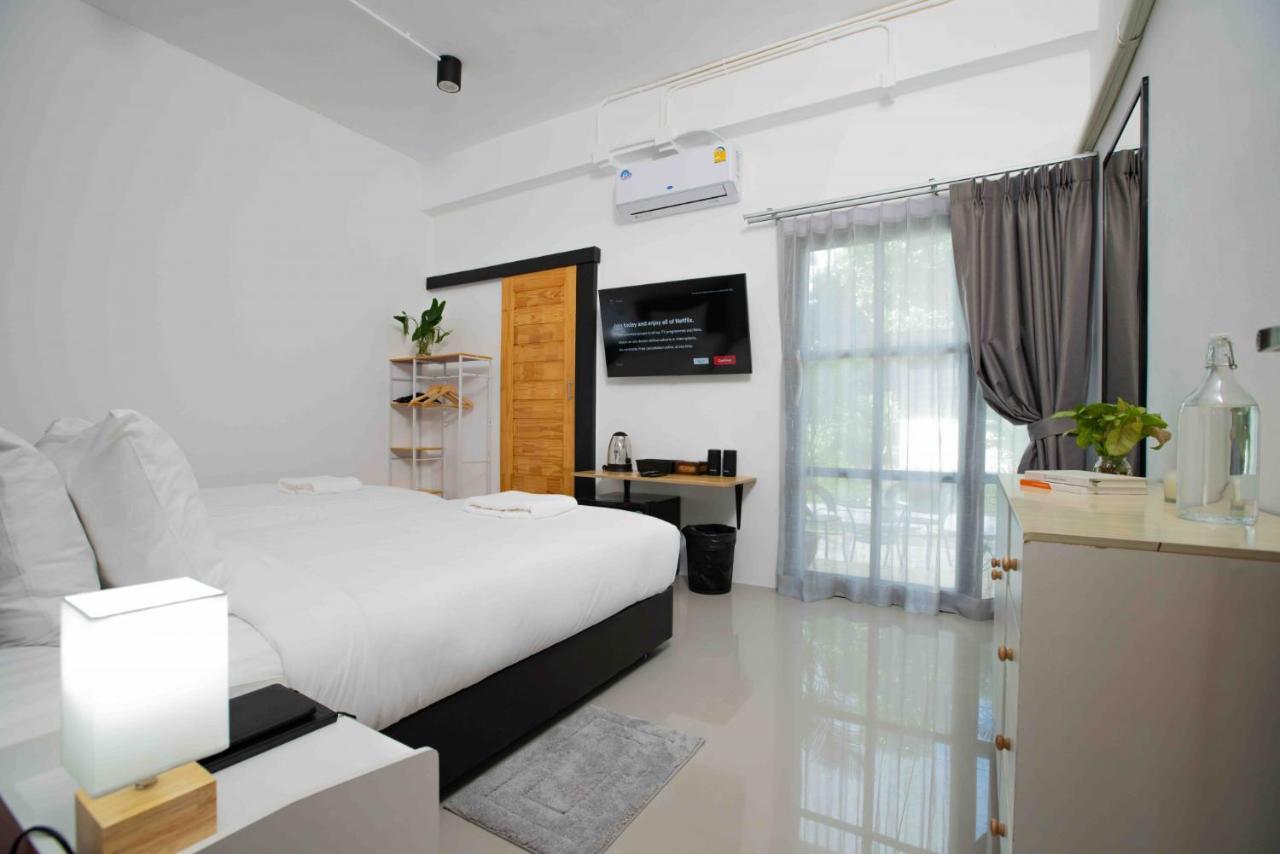 Laewan Guesthouse Baan Tai Exteriér fotografie