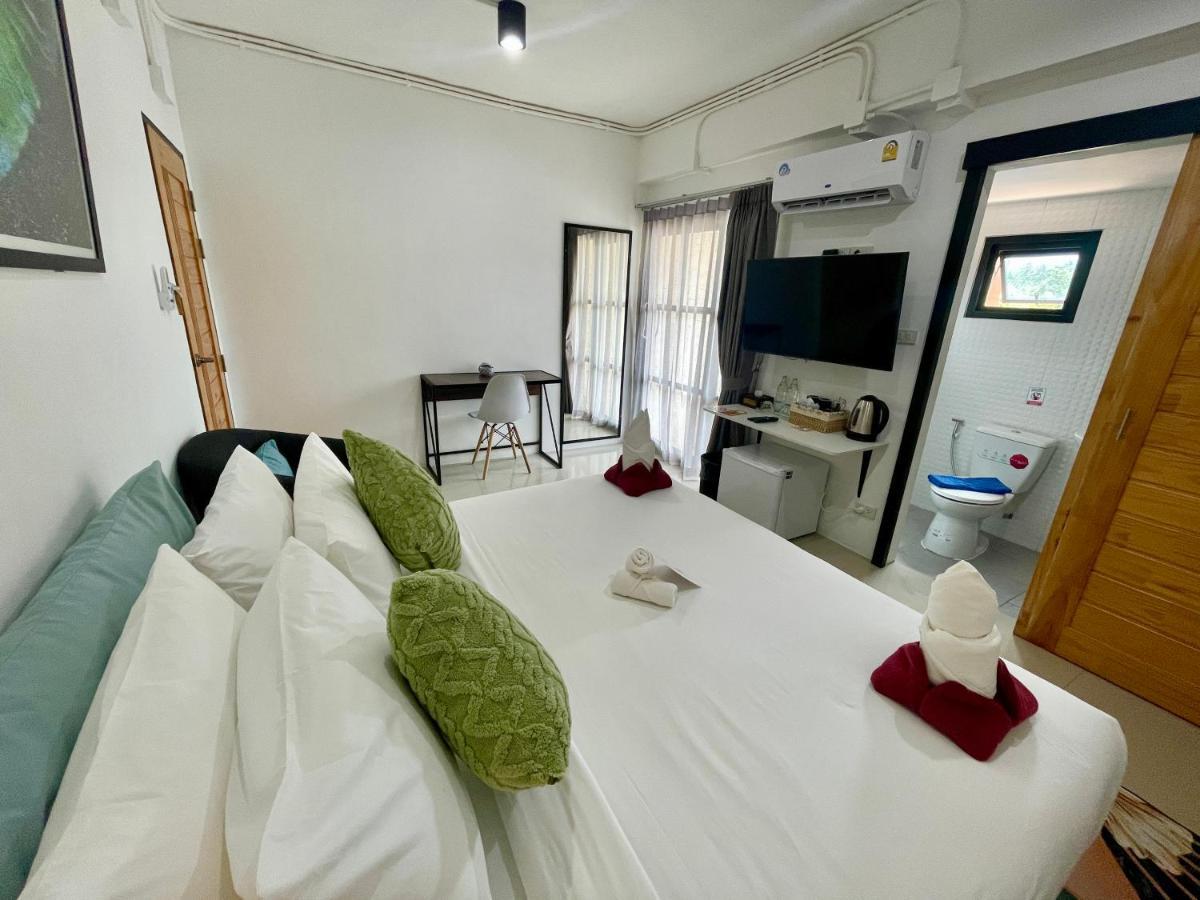 Laewan Guesthouse Baan Tai Exteriér fotografie